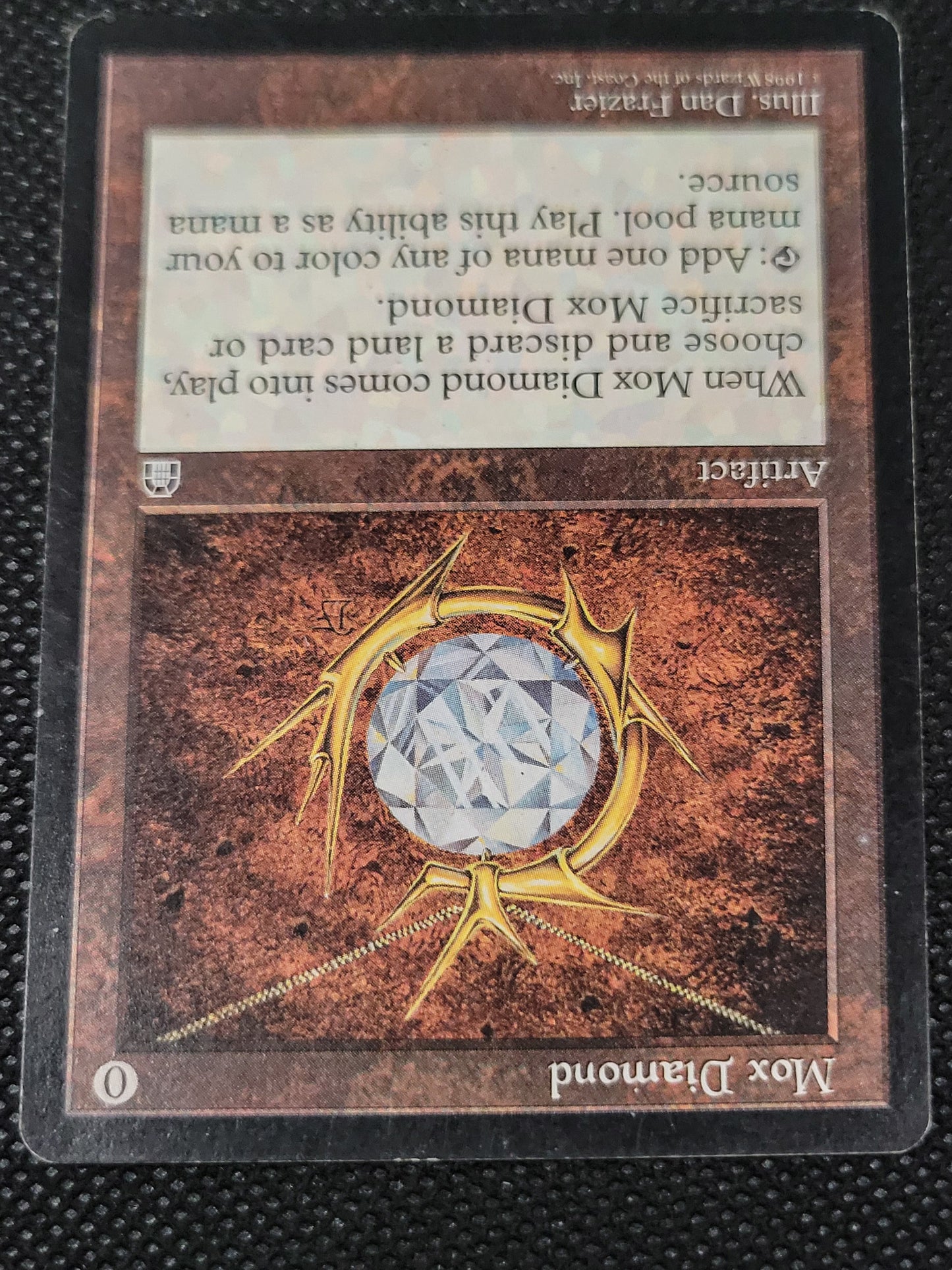 Mox Diamond — Damaged — ID 17047