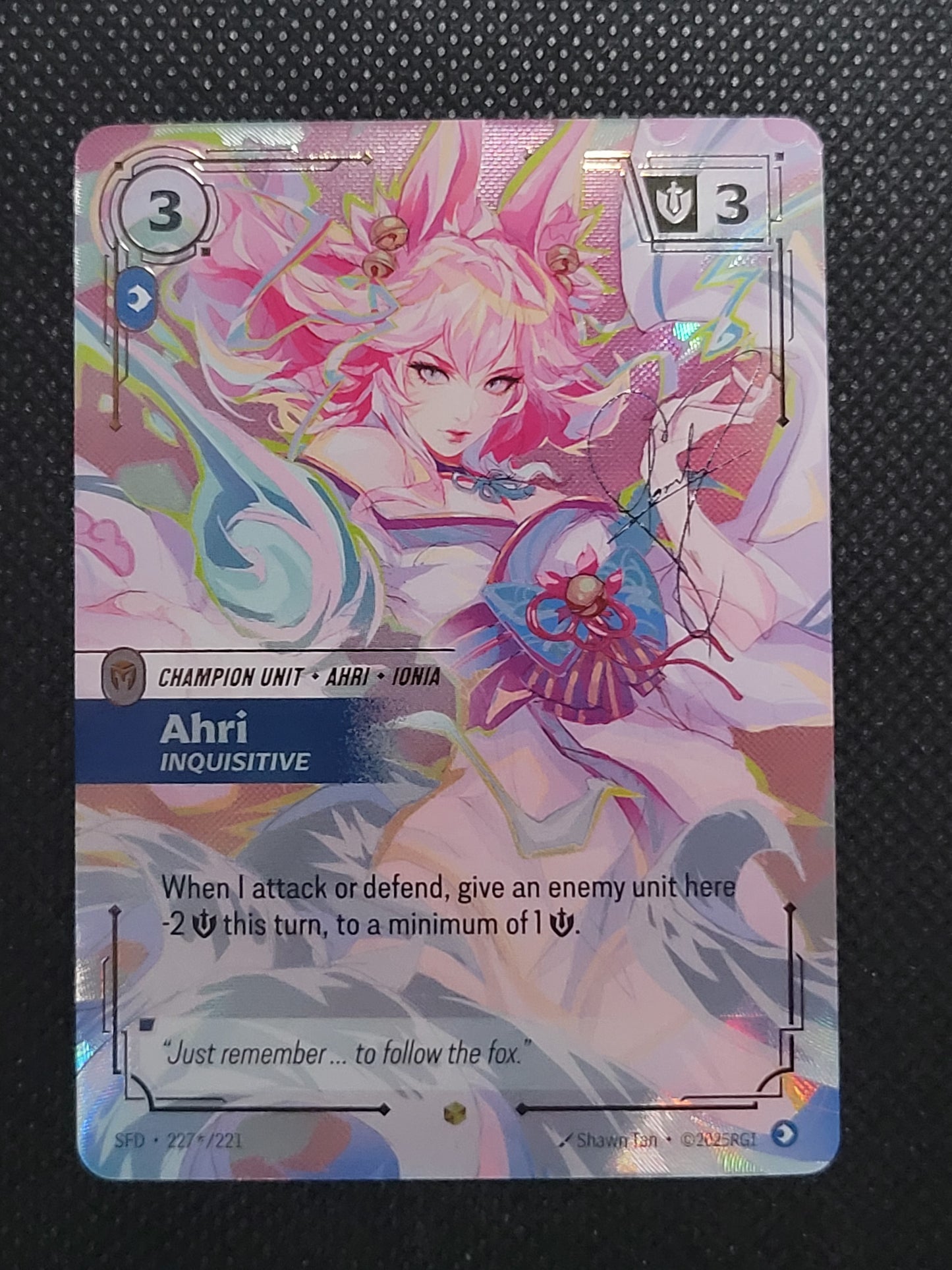 Ahri - Inquisitive — Signature|Foil — ID 17446